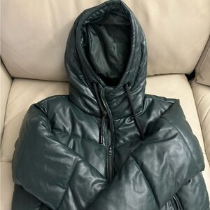 Women’s Puffer Jacket